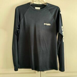 Columbia PFG navy blue womans LG shirt